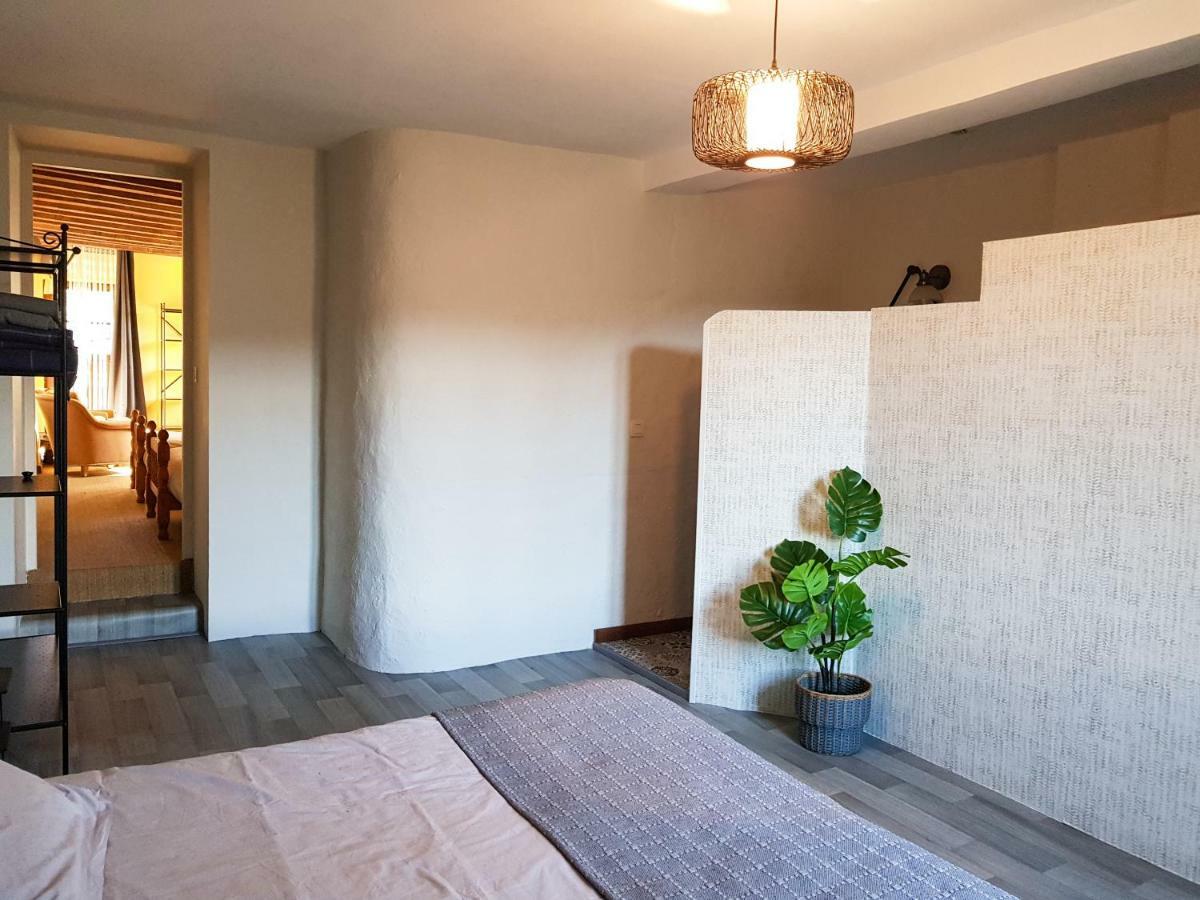 Maison D'Hotes Les 3 Baudets Issor 外观 照片